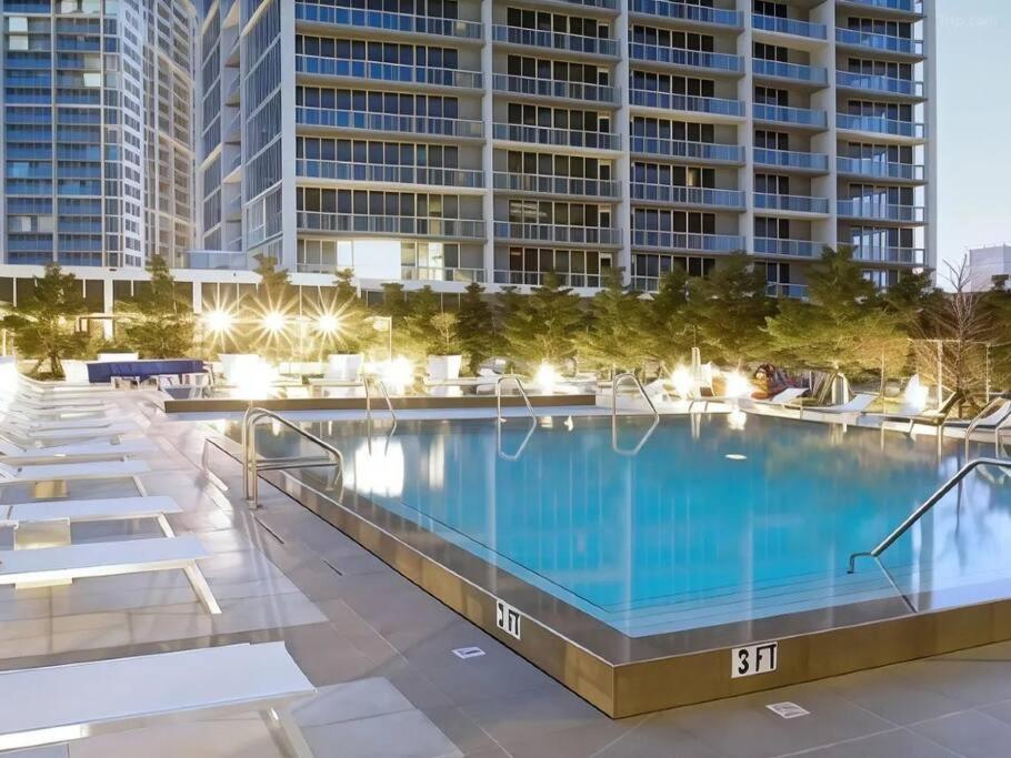 W Hotel Luxury High Rise ไมอามี ภายนอก รูปภาพ